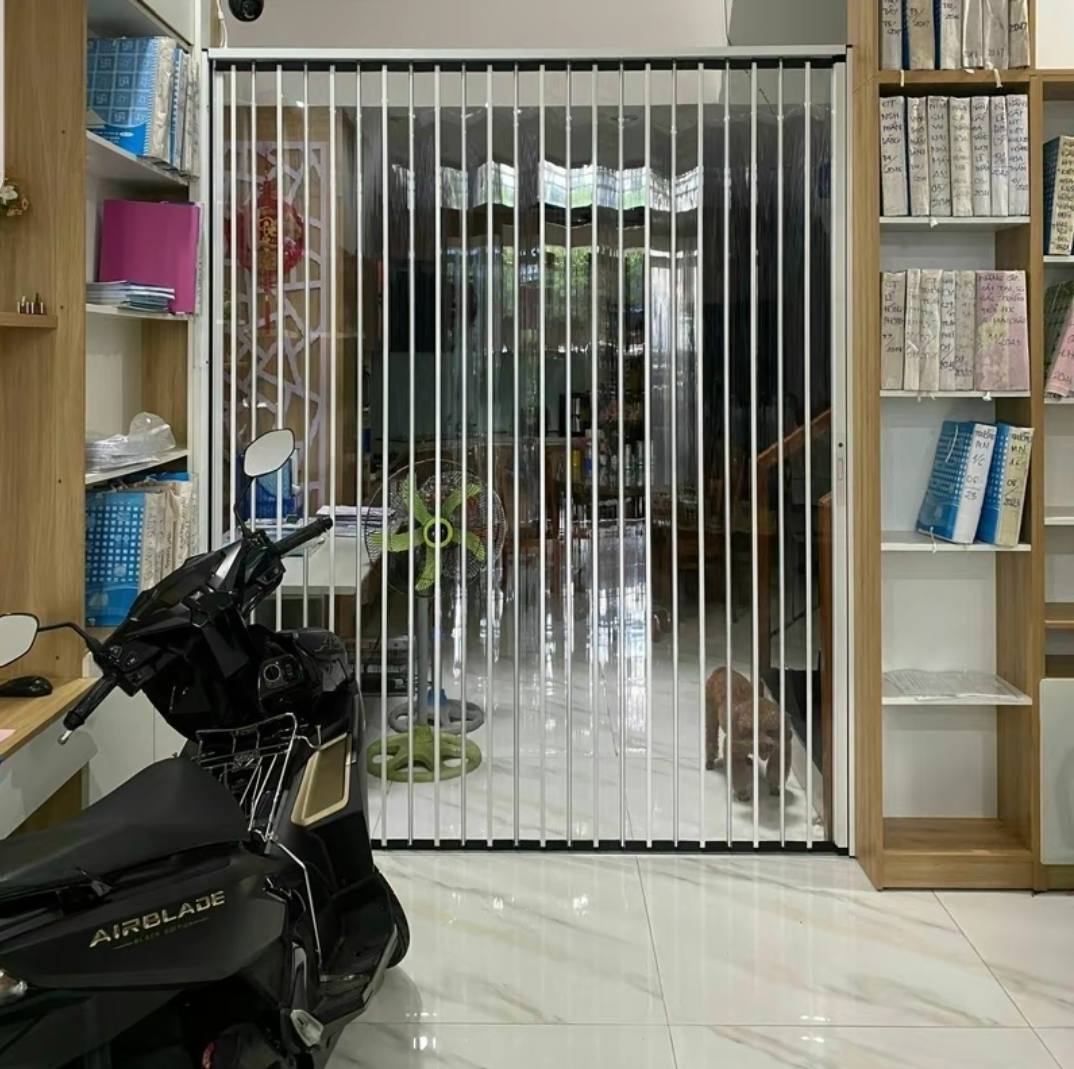 Vách Ngăn Nhựa Trong Suốt
