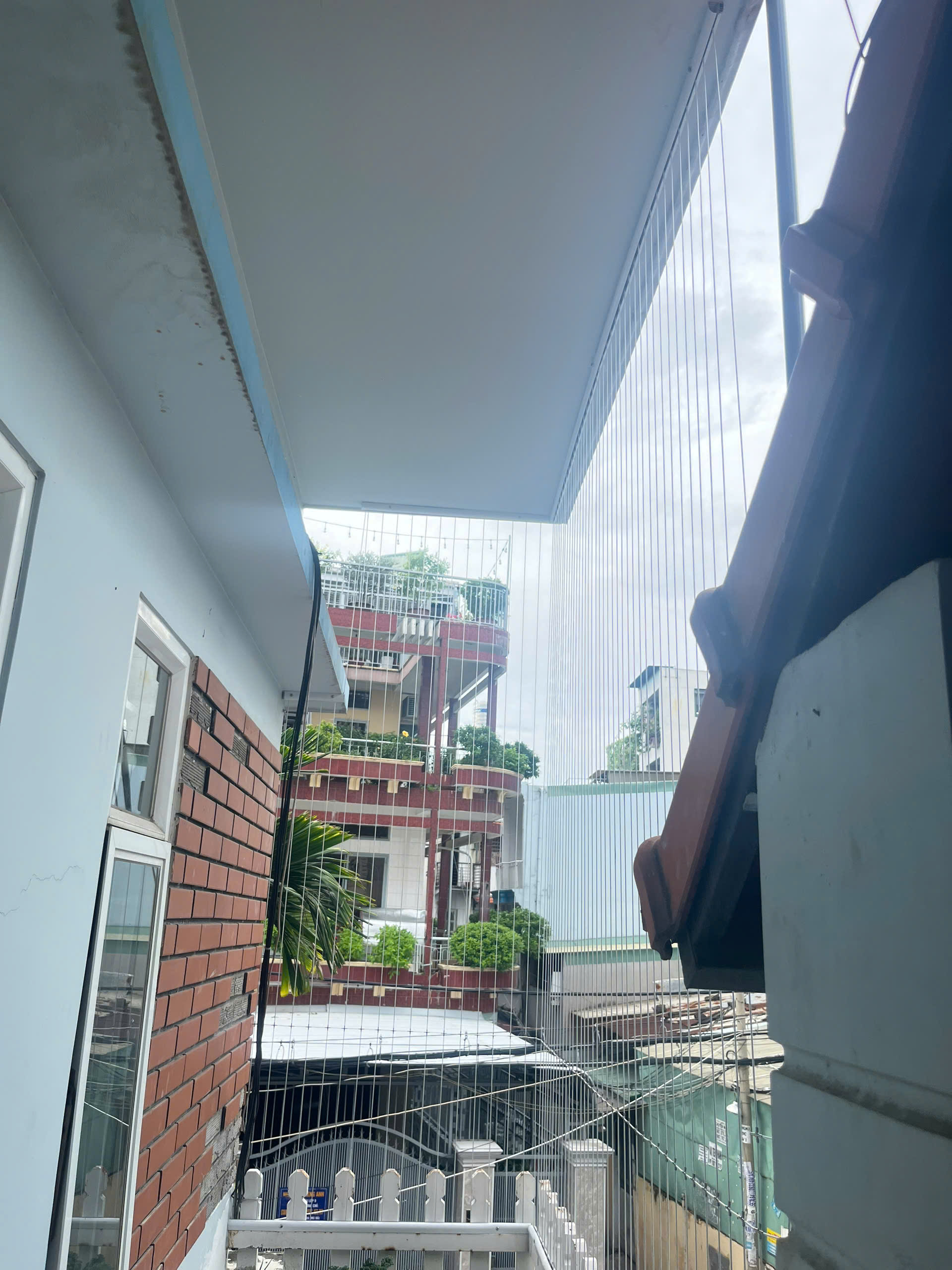 Lưới an toàn ban công Sao Nam Bắc